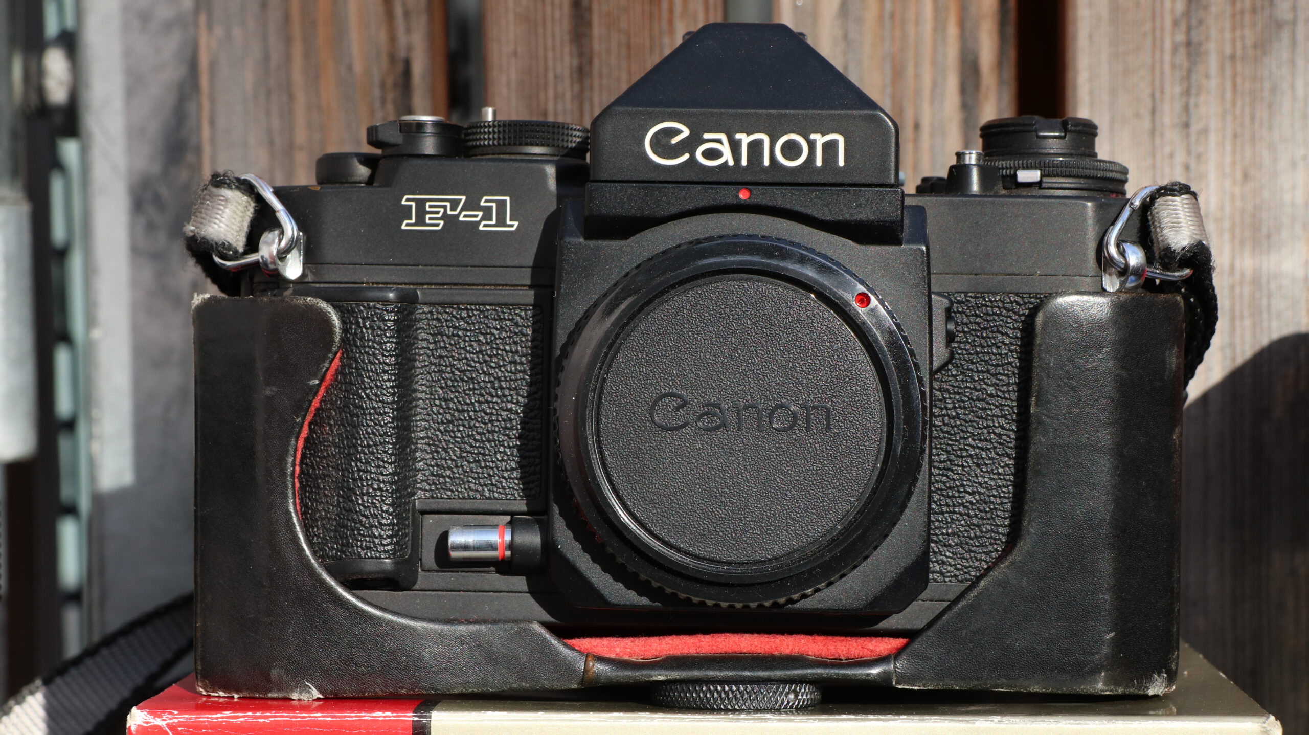 Canon New F-1 Spiegelreflexkamera