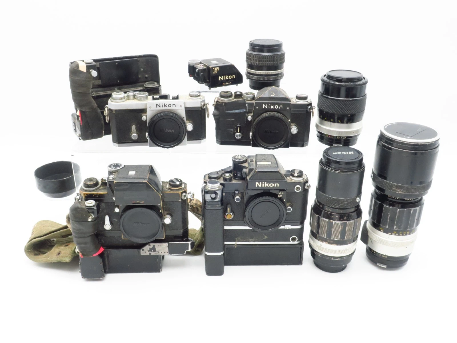 Nikon Kameras und Nikkor Objektive aus einer Sammlung
